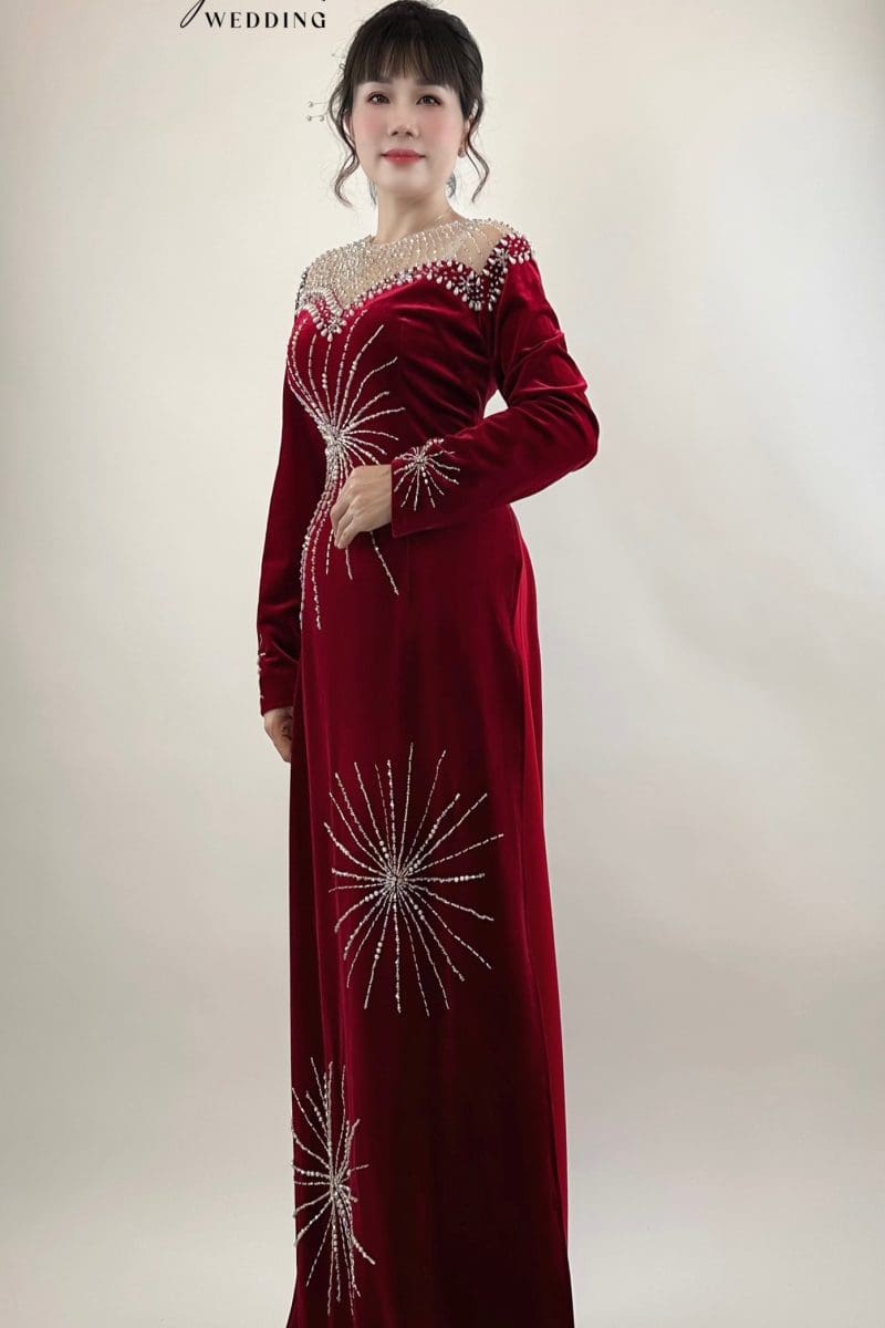 Áo dài bà sui đỏ nhung
