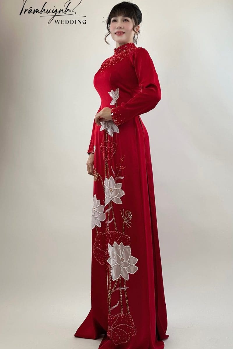Áo Dài Bà Sui Màu Đỏ Thêu Hoa Sen 1