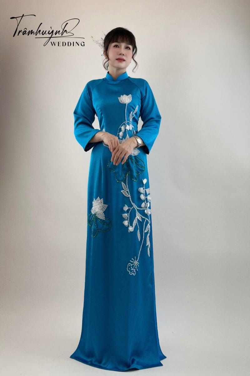 Áo Dài Bà Sui Màu Xanh Da Trời