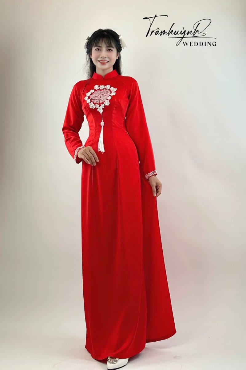 Áo Dài Cô Dâu Màu Đỏ Thêu Hoa