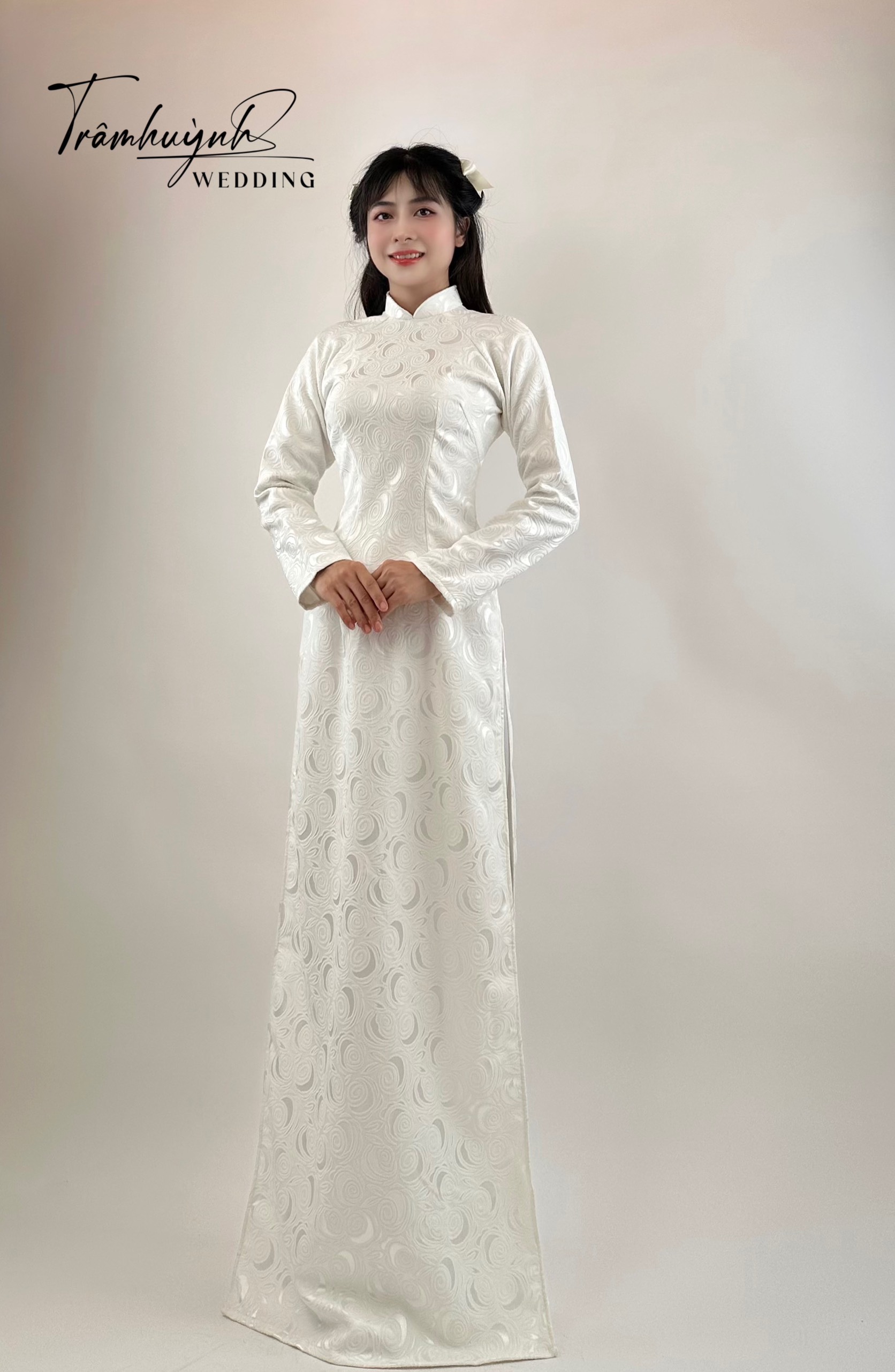 Áo Dài Cưới Trắng Truyền Thống