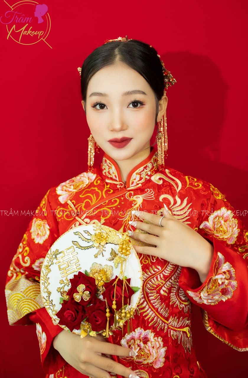 Makeup cô dâu trung hoa