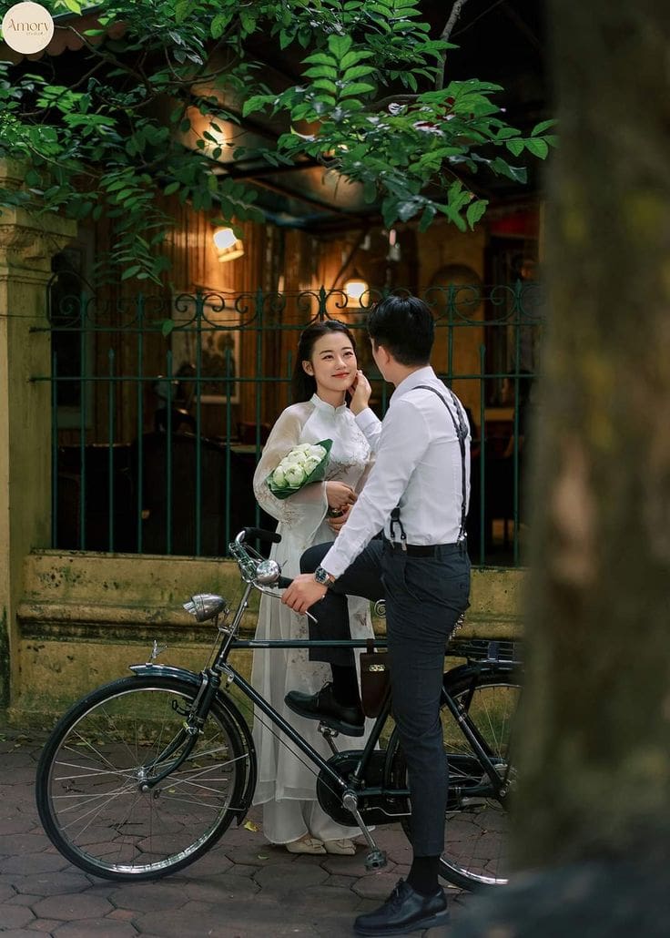 Chụp Ảnh Cưới Áo Dài Tại Phố Cổ